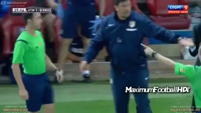Atletico Madrid vs Real Madrid Diego Simeone Slap vs Referee