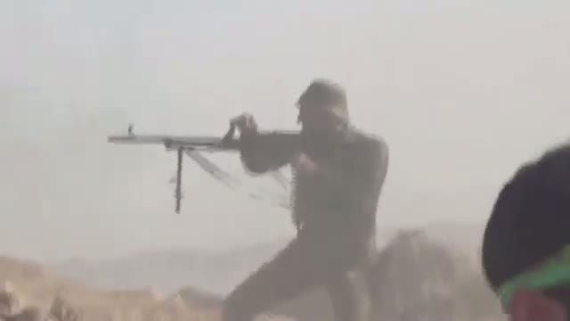 Iraq Forces Battle Militants