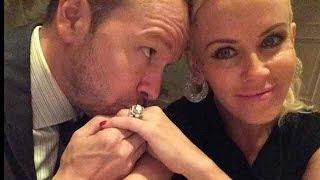 JENNY MCCARTHY & DONNIE WAHLBERG Share First Newlywed Selfie