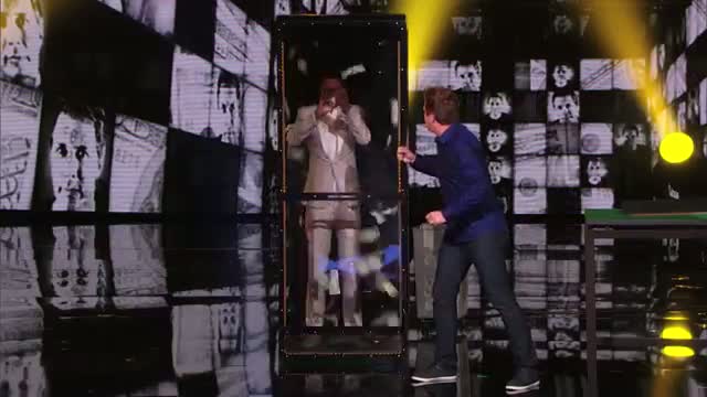Mike Super: Magician Put Nick Cannon in a Money Machine - America's Got Talent 2014