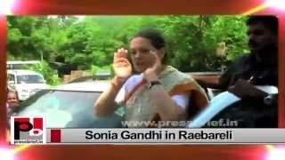 Sonia Gandhi in Raebareli, assures people to take up their issues with state govt
