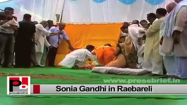 Sonia Gandhi launches various welfare projects in Raebareli (UP)