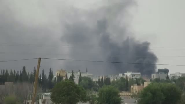 Raw: Attacks Create Huge Smoke Cloud Over Kobani