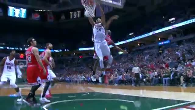 NBA: Giannis Antetokounmpo Does it on Both Ends