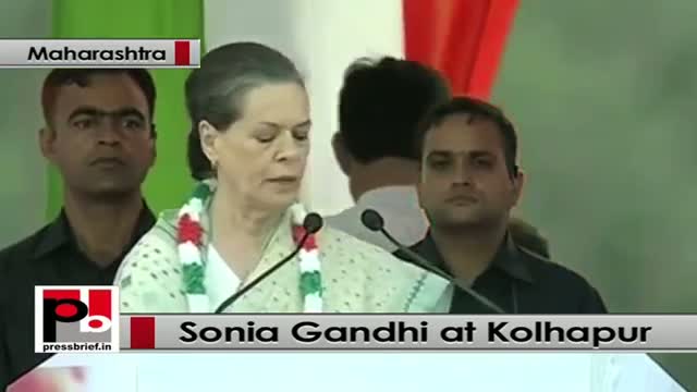 Sonia Gandhi addresses poll rally at Kolhapur in Maharashtra, slams Modi govt