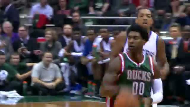 NBA: Jabari Parker Finishes the Fastbreak with an Emphatic Jam
