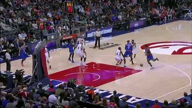 NBA: Melo's No-Look Pass to Shump for the Jam