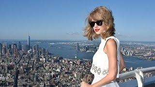 TAYLOR SWIFT Donates Song Proceeds to NYC Schools!