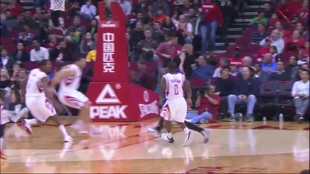 NBA: Tony Wroten Races Up the Court for the Thunderous Dunk