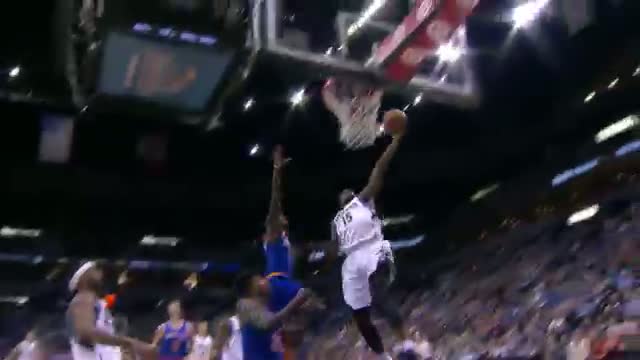 NBA: Shabazz Muhammad Skies to Throw Down the One-Handed Oop