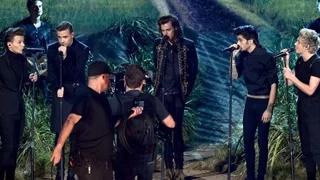 One Direction AMAs 2014 Performance Of Night Changes Was Superb - American Music Awards 2014