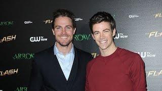 See The Flash & Arrow Crossover!