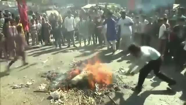 Indians Protest 30 Yrs After Bhopal 