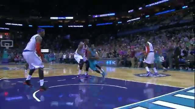 NBA: Kemba Walkers Beats Knicks with Clutch Drive - Taco Bell Buzzer Beater