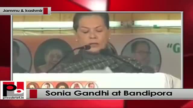 Sonia Gandhi addresses rally in Bandipora, J&K slams BJP