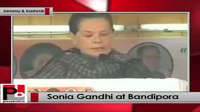 Sonia Gandhi addresses rally in Bandipora, J&K criticizes BJP