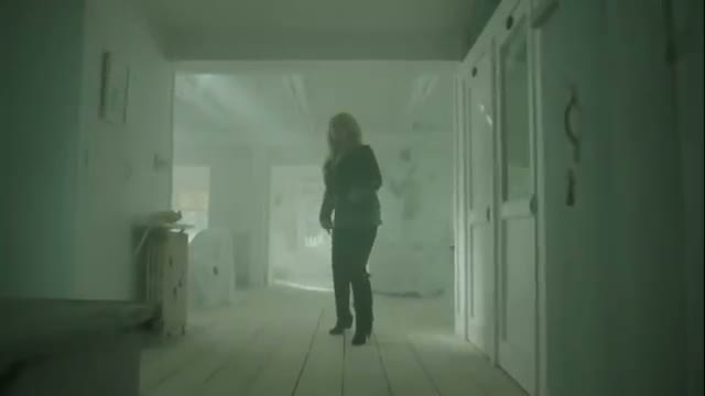 Voice Protection, Bonnie Tyler Style Video