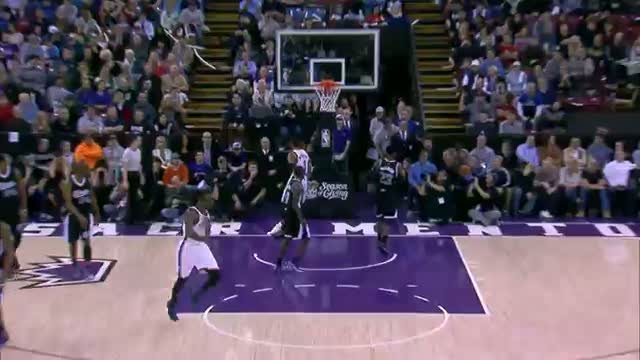 NBA: Russell Westbrook Sneaks in for the Two-Handed Tomahawk
