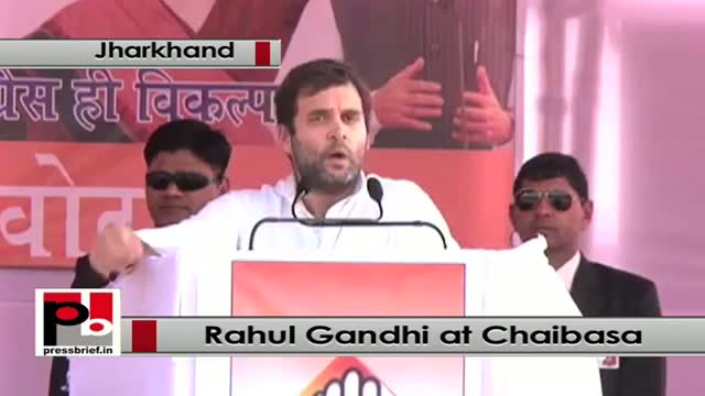 Jharkhand polls, At Chaibasa Rahul Gandhi takes on BJP, Modi govt