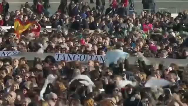 Hundreds Tango Dance for Pope's Birthday Video