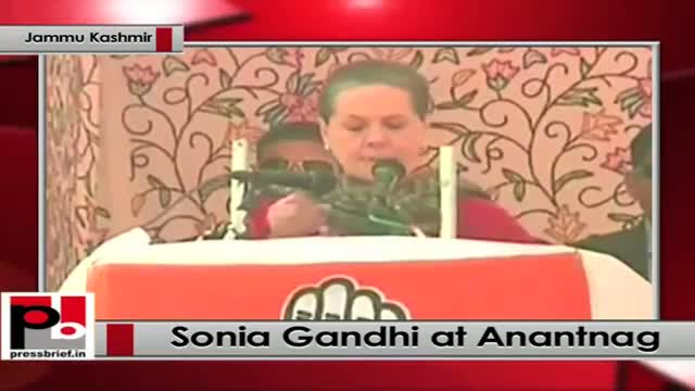 J&K polls - At Anantnag, Sonia Gandhi striks chord with people, slams BJP