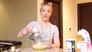 Jenna Marbles - Baking With Miley Cyrus