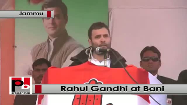 J&K polls-BJP cheats people by showing fake dreams, says Rahul Gandhi