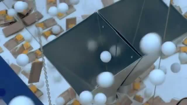 2,014 mousetraps and 2,015 Ping-Pong balls create ultimate chain reaction video