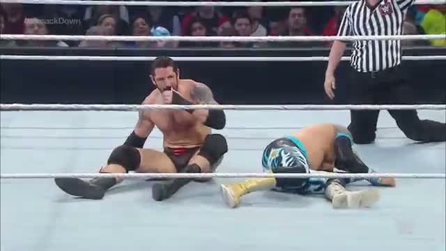 Sin Cara vs. Bad News Barrett: WWE SmackDown, January 9, 2015
