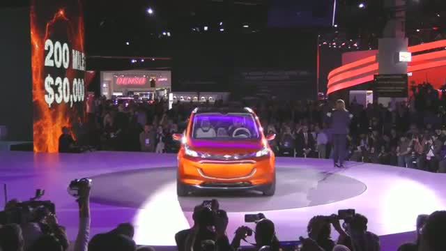 Chevy Bolt and New Volt Unveiled in Detroit Video