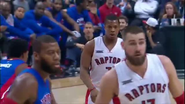 NBA: Lowry Finds Ross for the Alley-Oop Slam