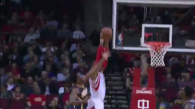 NBA: Harden Connects with Howard for the Alley-Oop Jam