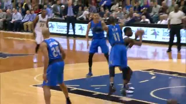 NBA: Andrew Wiggins Spins in the Lane for the Smash