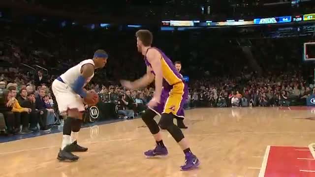 NBA: Carmelo Anthony Scores 31 in Rout of Lakers