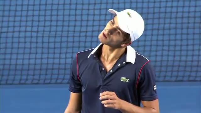 Doubles final: 200kmh serve in the head - Australian Open 2015