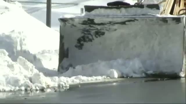Boston Cleanup Crews Welcome Snowfall Video