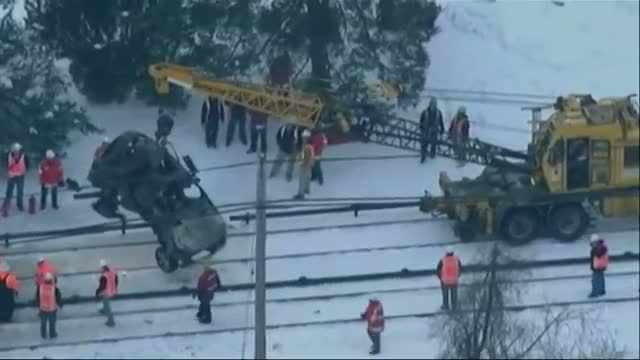 SUV Removed From NY Train Tracks Video