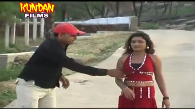 Larawe Lu Bajriya Me Najriya Ho - New Bhojpuri Hot Song | Sanjeet Singh