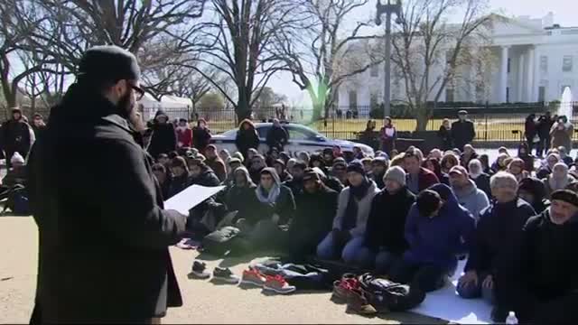 Prayers Outside White House for 3 Slain in NC 