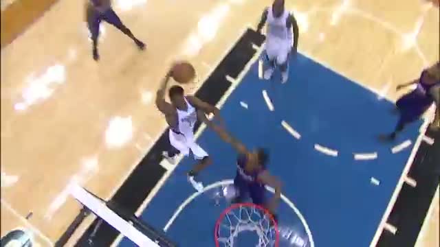 NBA: Andrew Wiggins Drives in for the One-Handed Smash