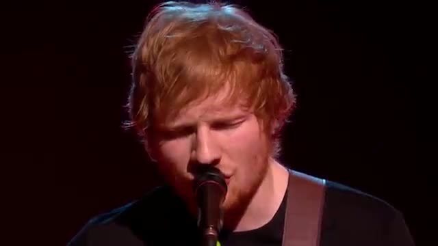 Ed Sheeran performs 'Bloodstream' - BRIT Awards 2015