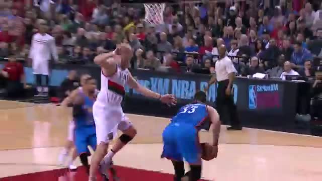 NBA: Thunder's Rookie Mitch McGary Loses Defender with Sweet Fake