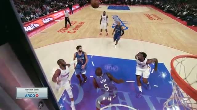 NBA: DeAndre Jordan Explodes to the Tin for the Oop Finish from CP3