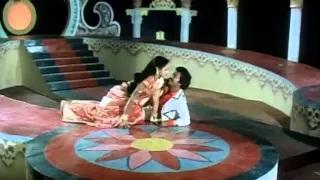 Paarthale Paravasam - Mohan, Nalini - Ilaiyaraja Hits - Manaivi Solle Manthiram - Romantic Song
