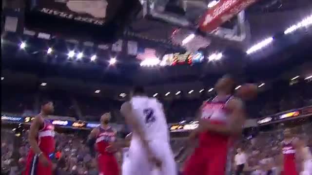 NBA: Rudy Gay Takes It to the Tin with the Vicious Crossover 