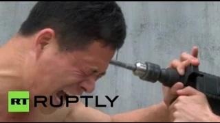 Nothing can break this Shaolin kungfu master - Crazy Video
