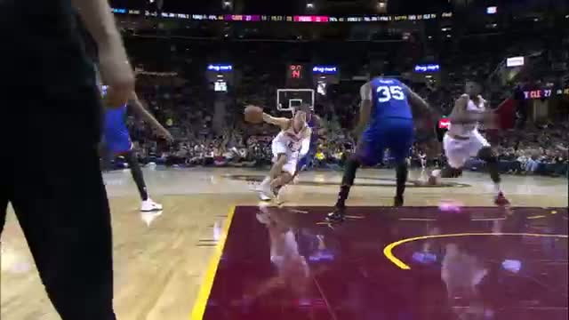 NBA: Thompson's Acrobatic Alley-Oop Finish