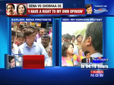 Top Story | Shiv Sena protests outside Shobha De's residence in Mumbai