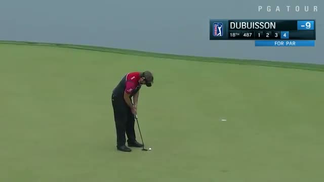Victor Dubuisson's scary bunker shot to save par at Shell