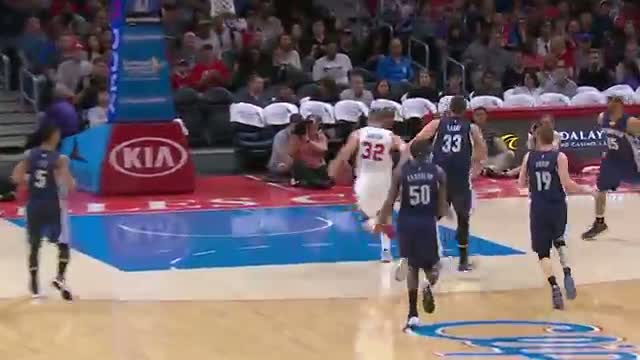 NBA: CP3 Threads the Needle to Blake for the Hammer